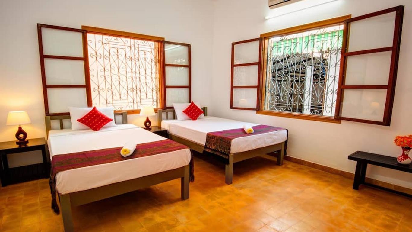 Base Villa Phnom Penh - Hostel