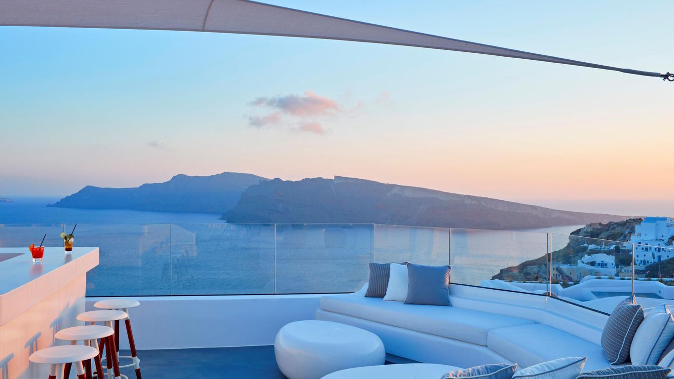 Canaves Oia Suites