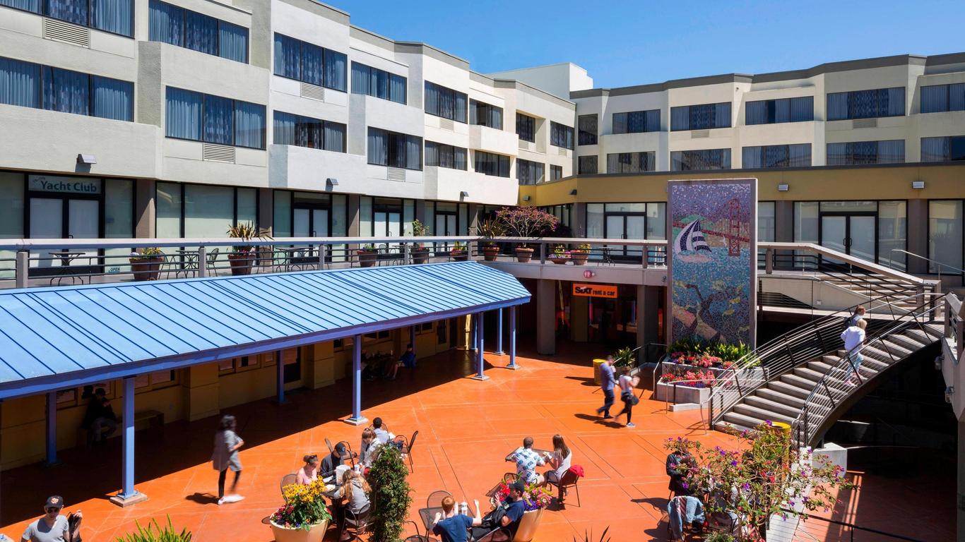 Courtyard San Francisco Fisherman's Wharf